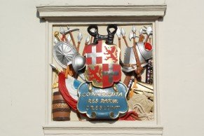 Wapensteen met erop vermeld het jaar 1660